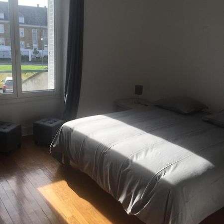 Appartement 1Er Etage Carignan Bagian luar foto