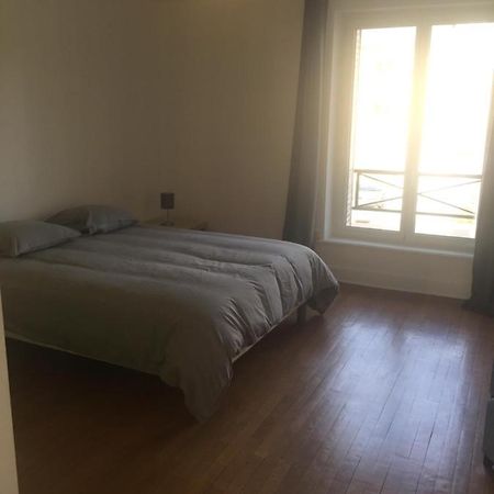 Appartement 1Er Etage Carignan Bagian luar foto