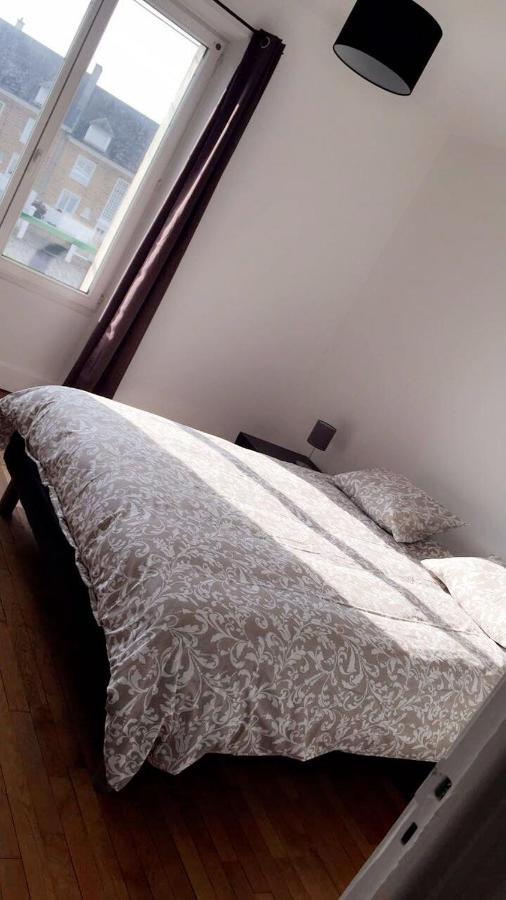 Appartement 1Er Etage Carignan Bagian luar foto