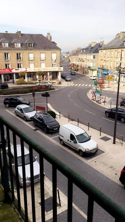 Appartement 1Er Etage Carignan Bagian luar foto